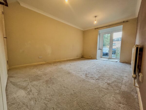 2 Bedroom House To Let - HP13